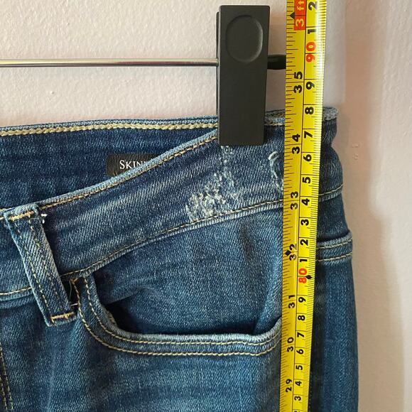 Judy Blue Skinny Fit Medium Wash Distressed Jeans Preppy Women's size 7 / 28 - Picture 10 of 12